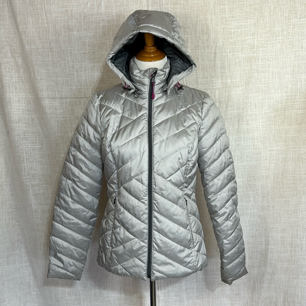 Tek Gear warmtek silver hooded puffer!